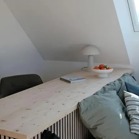 Moderne 3-zimmer Im Gruenen Apartment
