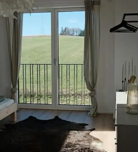 Moderne 3-zimmer Im Gruenen
